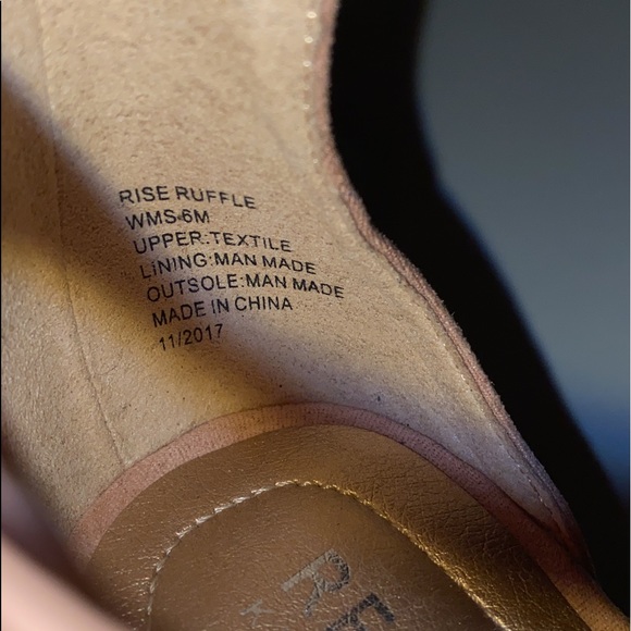 Kenneth Cole Heels - Picture 9 of 9